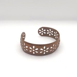 Vintage Copper Floral Cutout Cuff Bracelet Bohemian Filigree Star Pattern 7.5 in